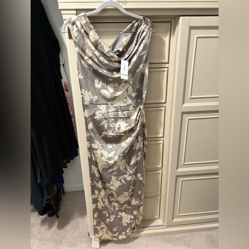 Abercrombie & Fitch Gray Maxi Dress with Cream Floral Print